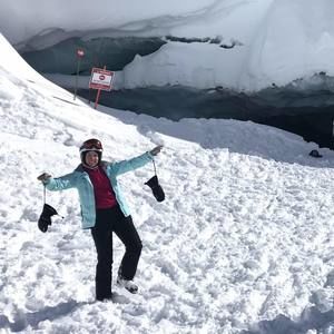 Meet your Posher, Emily